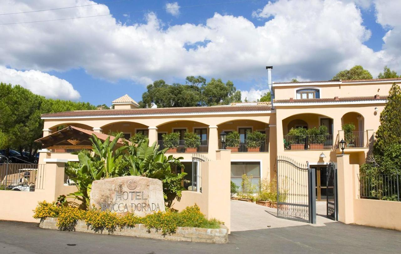 Hotel Amareclub Rocca Dorada Santa Margherita di Pula Exteriér fotografie