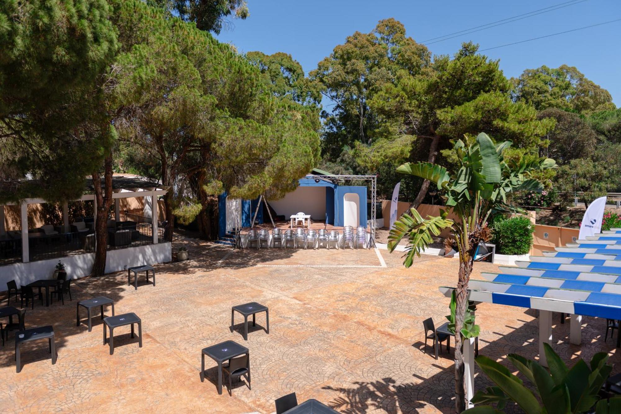 Hotel Amareclub Rocca Dorada Santa Margherita di Pula Exteriér fotografie