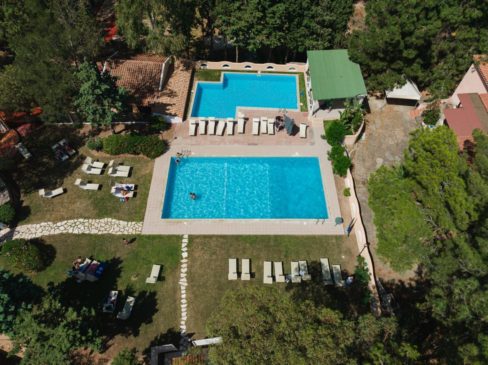 Hotel Amareclub Rocca Dorada Santa Margherita di Pula Exteriér fotografie